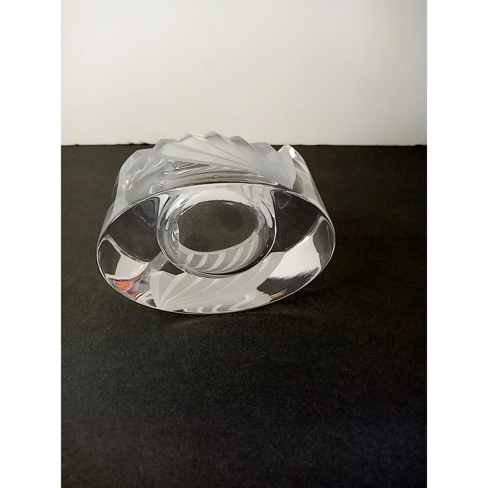 Mikasa ArtDeco “Curtain Call”Frosted Stripe Glass  Oval‎ Candleholder 2 1/4
